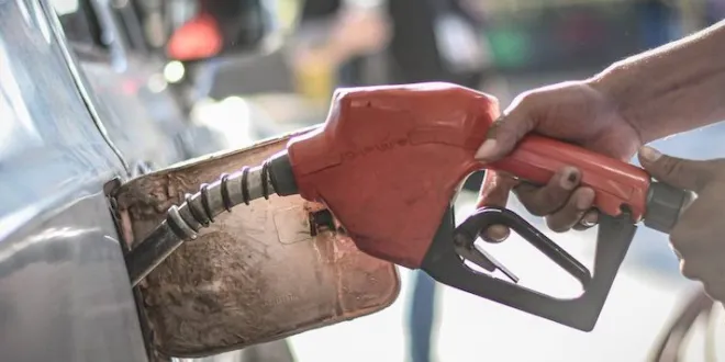 Aumentan $0.07 los combustibles a partir de mañana