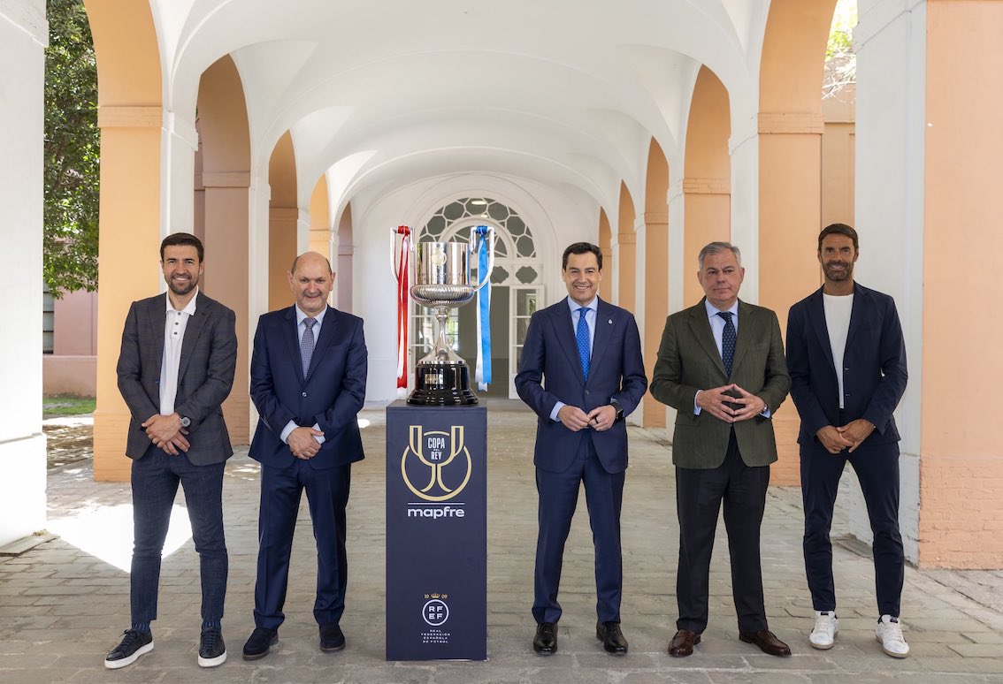 La Copa del Rey llega en Carruaje para la final de este 18 de abril
