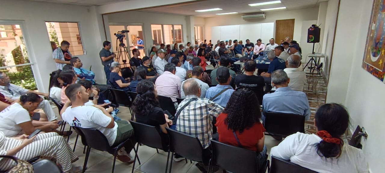 Organizaciones denuncian que crisis ambiental en El Salvador es el reflejo de un quiebre democrático y un modelo extractivista