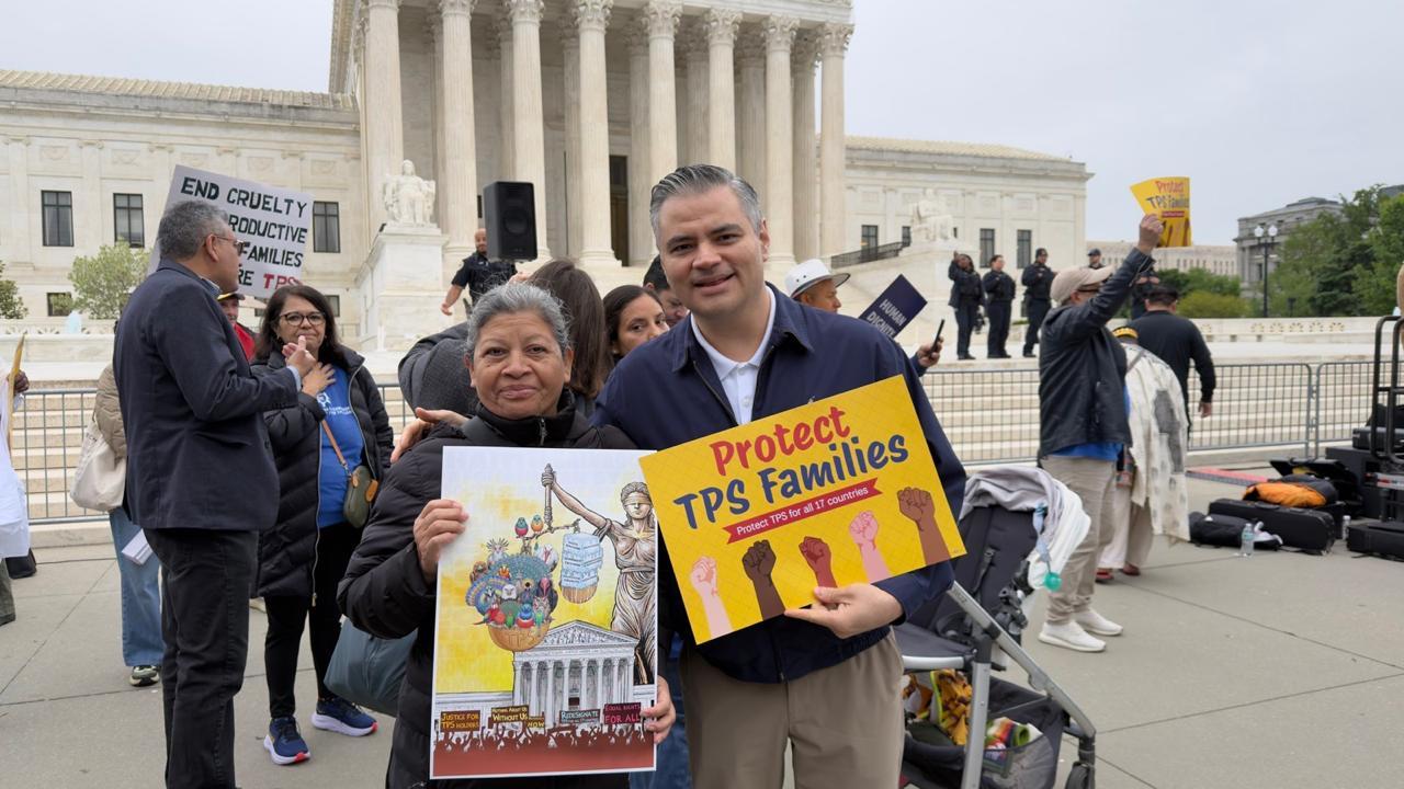 Audiencia en Corte Suprema de Estados Unidos pone en alerta a salvadoreños con TPS