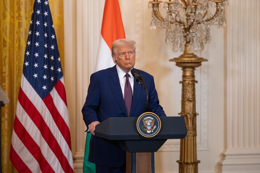 Trump pide a Irán detener ataques con misiles contra Israel y regresar a negociaciones