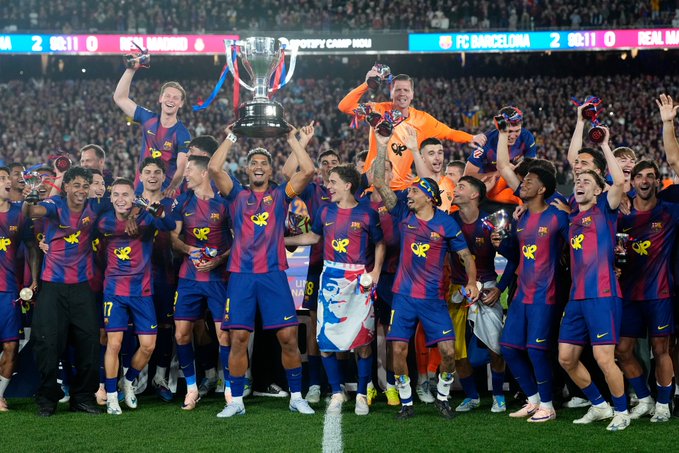 El FC Barcelona es proclamado campeón del fútbol de Esapaña
